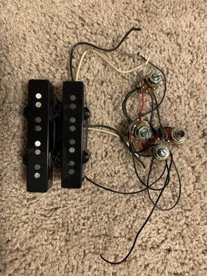 Squier VM Jazz Pickups & Pots