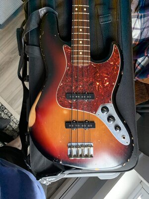 Fender Road Worn Jazz Bass