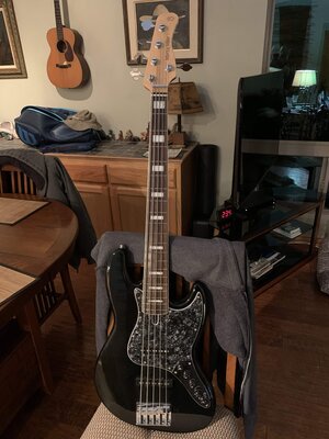 Sire V7 Marcus Miller 5 string Black