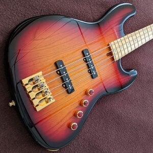 Pensa Custom Jazz 4 string