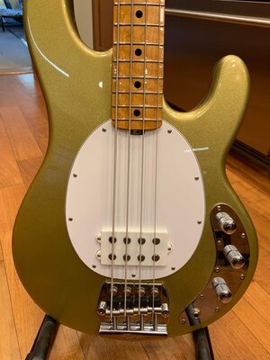 2012 Classic Stingray in El Dorado Gold!