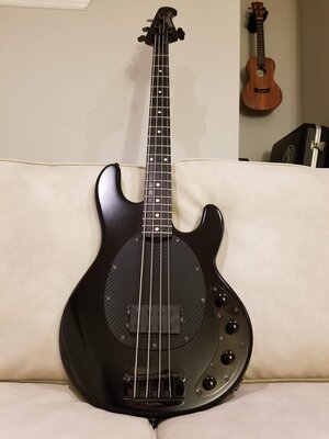 Musicman Stingray Stealth Black (2010)