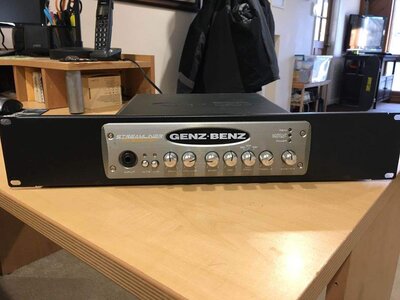 Genz Benz Streamliner 900 bass amp - 900W @ <7lbs