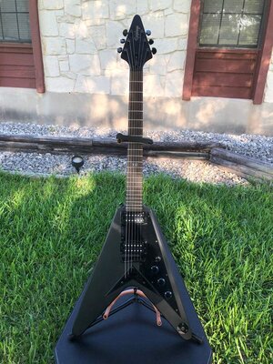 Epiphone Goth '58 Flying V, optional CoffinCase