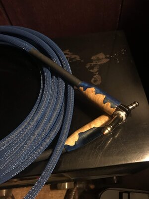 D-Cline Design Tsunami Cable. 18 ft with Wood Crafted Jacks (Rt Angle - Straight)