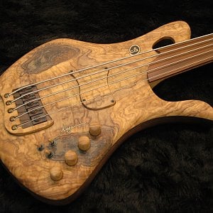 Ele Naga Fretless Bass