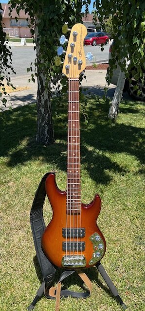 G&L S750 L-2500 5 string for Sale w/ Case