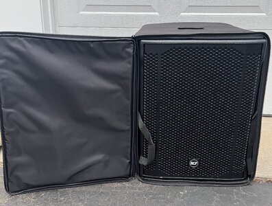 RCF 1400- watt subwoofer — compact, powerful. light, like new.