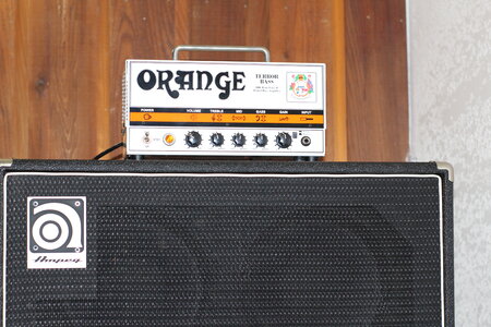 Price Dropped! Ampeg SVT 810E Cabinet ($450 Local Only) and Orange Terror Bass 1000 ($575 shipped)