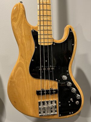 Fender Marcus Miller Jazz bass with John East preamp