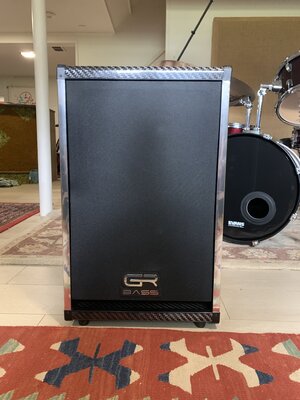 GR Bass AT 210v ACT 800w Powered Cab (24 lbs!)