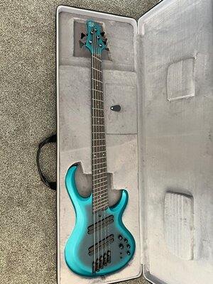 Ibanez BTB605MS 35"-37" Multiscale Bass