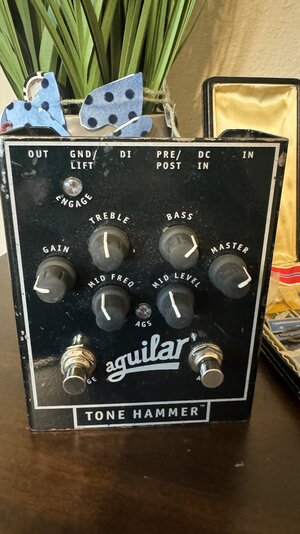 TONE HAMMER PREAMP/DIRECT BOX