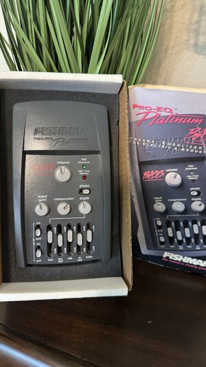 Fishman Pro-EQ Platinum Preamp/EQ/D.I.