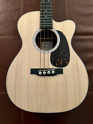 Martin 000CJR-10E Acoustic-Electric Bass (with Gig Bag)