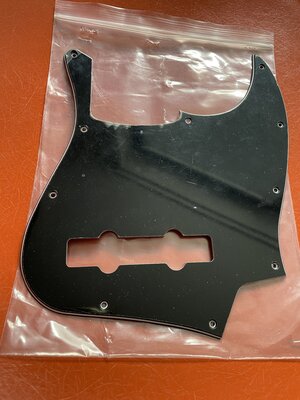 Fender (Squier/MIM) Jazz 5 string Black Pickguard 10-Hole w/screws