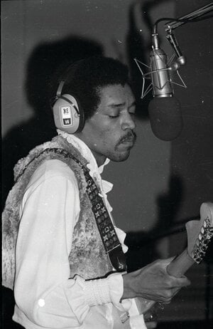 Koss K6 headphones used by Jimi Hendrix.jpg