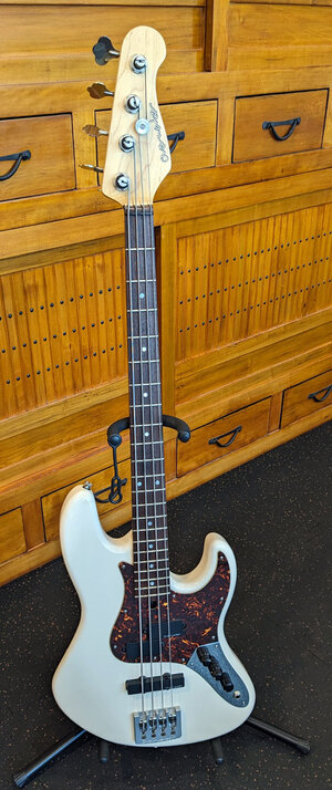 Overwater Custom P/J 31" Short Scale (last drop: $1500 shipped)