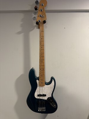 2000 Fender American Standard Jazz Bass (Aqua Marine Metallic) PRICE DROP