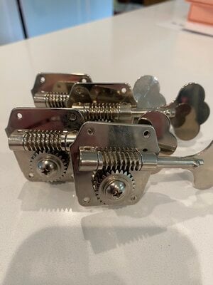 Gotoh Vintage-Style Reverse Wind Tuners