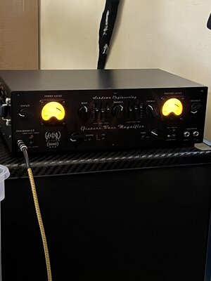 Ashdown ABM Geezer Butler Head of Doom, class A/B 600 watt powerhouse