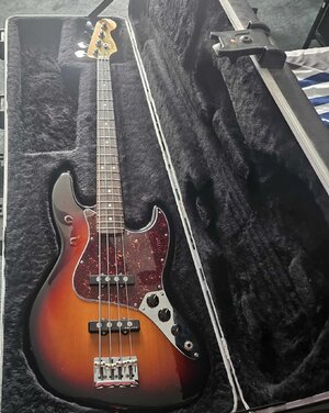 2015 American Standard Fender Jazz Bass, Sunburst