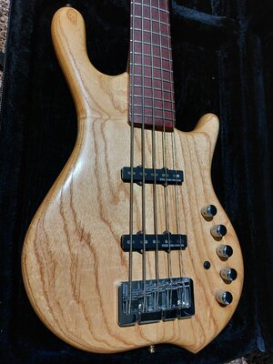 Custom 5 string Jazz **Video added**