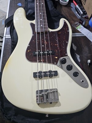 1980 Tokai Jazz Sound Jazz bass - Aged Olympic white