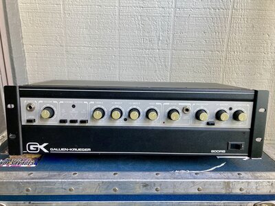 Gallien Krueger 800RB with Road Case