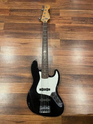 Fender 2000/20001 MIM Jazz bass V