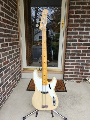 Fender American Vintage II '54 P Bass Vintage Blond