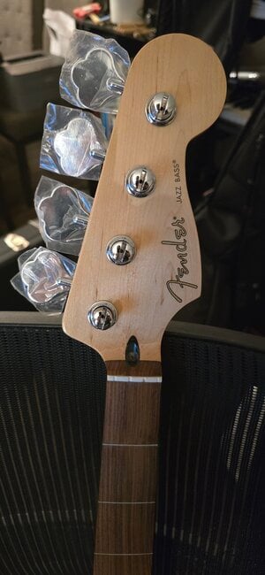 Loaded Lined Fretless Fender Player's Jazz neck