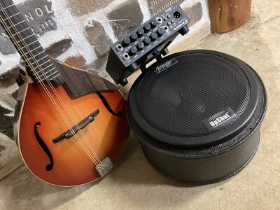 Acoustic Image Clarus SL-R series 4 plus, Upshot speaker, and travel backpack case