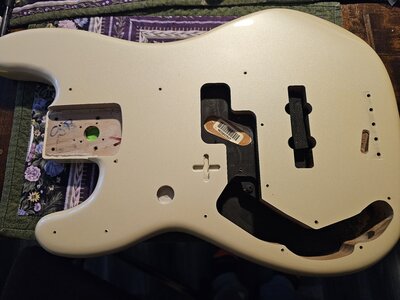 Left handed Fender Player Plus body