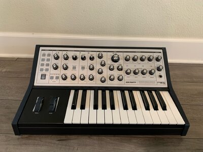 Moog Sub Phatty 25