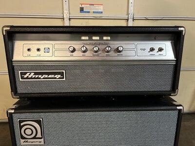 Ampeg V4B reissue *100 watt tube head*