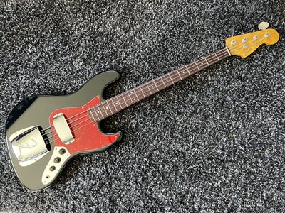 Fender MIJ Jazz Bass JB-62 w/HSC