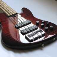 LedBelli Bass