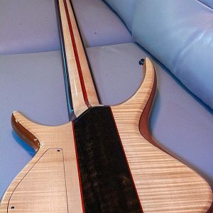 003 - 5 String Neck-Through Bass Build