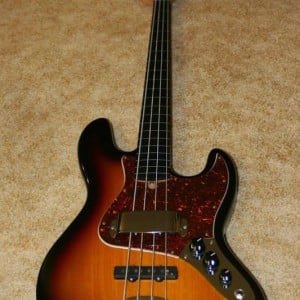 Lakland Skyline JO4 Fretless