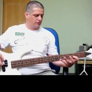 Lulu Santos - Um Pro Outro (no BAIXO com Tablatura) bass cover tab - YouTube