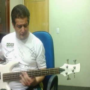 Roupa Nova - Tema Da Vitória (no BAIXO com Tablatura) bass cover tab - YouTube