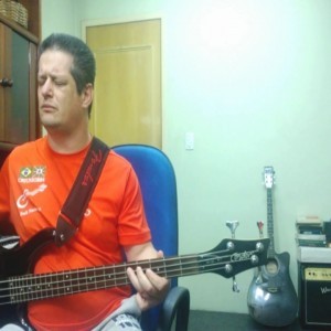 Legião Urbana - Será (no BAIXO com Tablatura) bass cover tab - YouTube