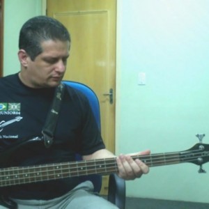 Titãs - Lugar Nenhum (no BAIXO) com Tablatura bass cover tab - YouTube