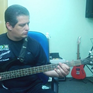 RPM - Olhar 43 (no BAIXO  com Tablatura) bass cover tab - YouTube