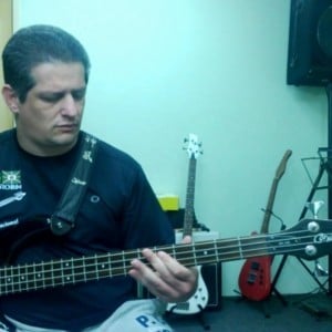 Zero - Agora Eu Sei (no BAIXO com Tablatura) bass cover tab - YouTube