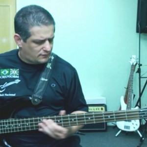 Ultraje a Rigor - Mim Quer Tocar (no BAIXO com Tablatura) bass cover tab - YouTube