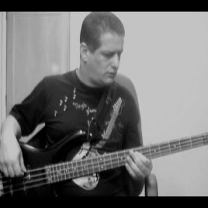 Engenheiros do Hawaii - Herdeiro Da Pampa Pobre (no BAIXO com Tablatura) bass cover tab - YouTube