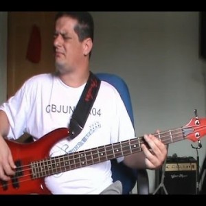 Muzak - Longe demais (no BAIXO com Tablatura) bass cover tab - YouTube