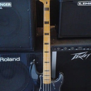 P-bass vintage modified